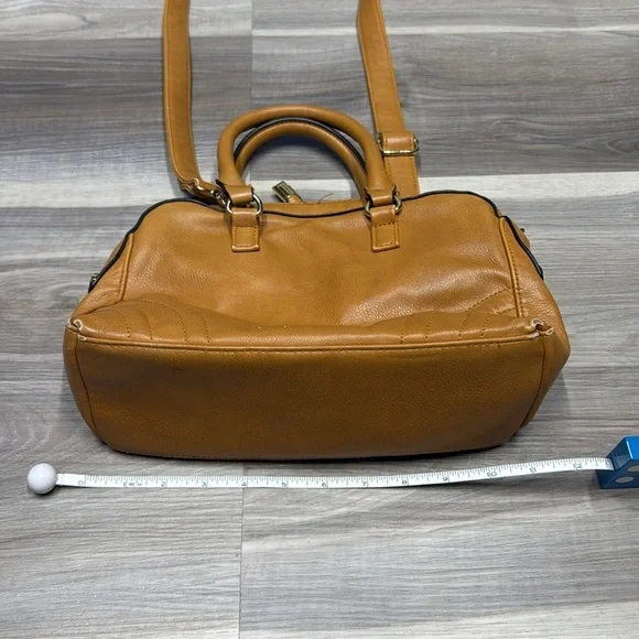 Steve Madden crossbody bag - Picture 4 of 13